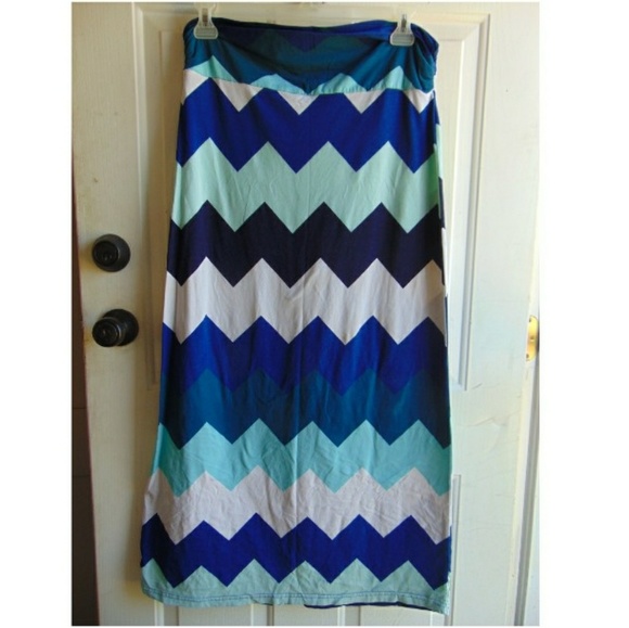Rue 21 long maxi skirt - Picture 1 of 3